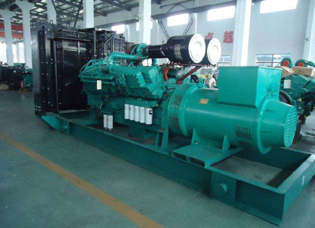 阳东800kw康明斯柴油发电机组图片 阳东800kw康明斯柴油发电机组图片